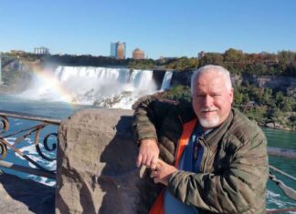 Se sabe que el sospechoso de asesinato gay de Toronto veranea en Puerto Vallarta Bruce McArthur