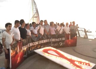 Memorial Internacional de la Luz de las Velas por el SIDA CEREMONIA