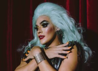 Henry González es Mizz Peaches, ganadora del Púlpito Drag Derby 2019 13.00 h - Pride with Us Amsterdam con Mizz Peaches