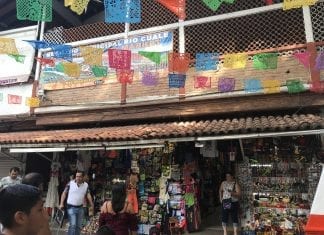 El Mercado Municipal Río Cuale celebra su 80.º aniversario