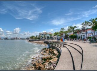 El impacto de la comunidad LGBTQ en el mercado inmobiliario de Puerto Vallarta Malecon, Puerto Vallarta