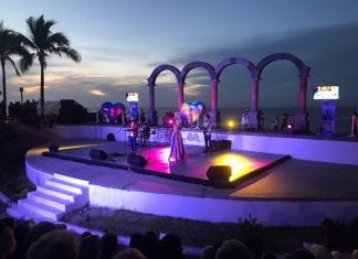 Los músicos favoritos de PV actúan en el Vallarta Love Festival Vallarta Love Festival