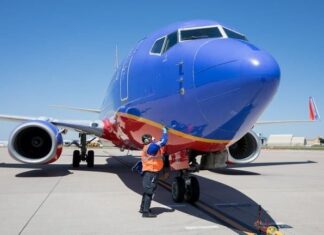 Southwest reanudará vuelos a Puerto Vallarta el 8 de octubre Southwest Airlines reanudará los vuelos a Puerto Vallarta el 8 de octubre de 2020
