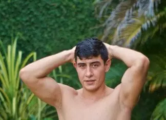 Mercurio Swim: Bañadores exclusivos para hombre sin el precio de diseñador europeo Foto: Paco Ojeda Modelo: Santiago Flores Copyright 2021 by Mercurio Swim
