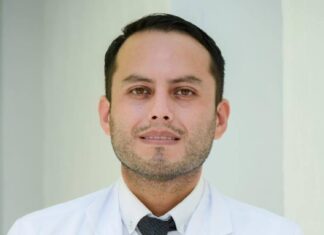 Omar Hernandez es Dr Puerto Vallarta Dr. Omar Hernandez