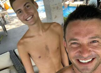 Déjalo todo en la fiesta en la piscina desnuda de Casa Cupula