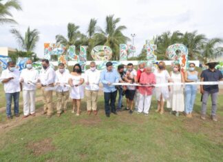 Puerto Vallarta da la bienvenida con nuevo cartel Puerto Vallarta tiene nuevas letras