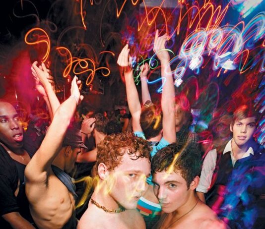 Guía exclusiva de NightLife para bares y clubes LGBTQ de PV