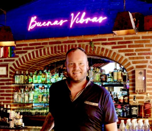 Awaysis ofrece un retiro de la ajetreada Vallarta Gavin Garner, Awaysis