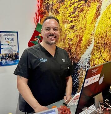 ThrIVe celebra un año con 50 USD de descuento en servicios hasta el 31 de diciembre de 2022 Mikel Alvarez, CEO, opened ThrIVe MedSpa on December 31, 2022, and has been amazed at how welcoming Puerto Vallarta has been to his new business. Alvarez previously owned a Ketamine IV therapy clinic in Las Vegas, NV, but sold that location to move to Puerto Vallarta full time as this is now his home.