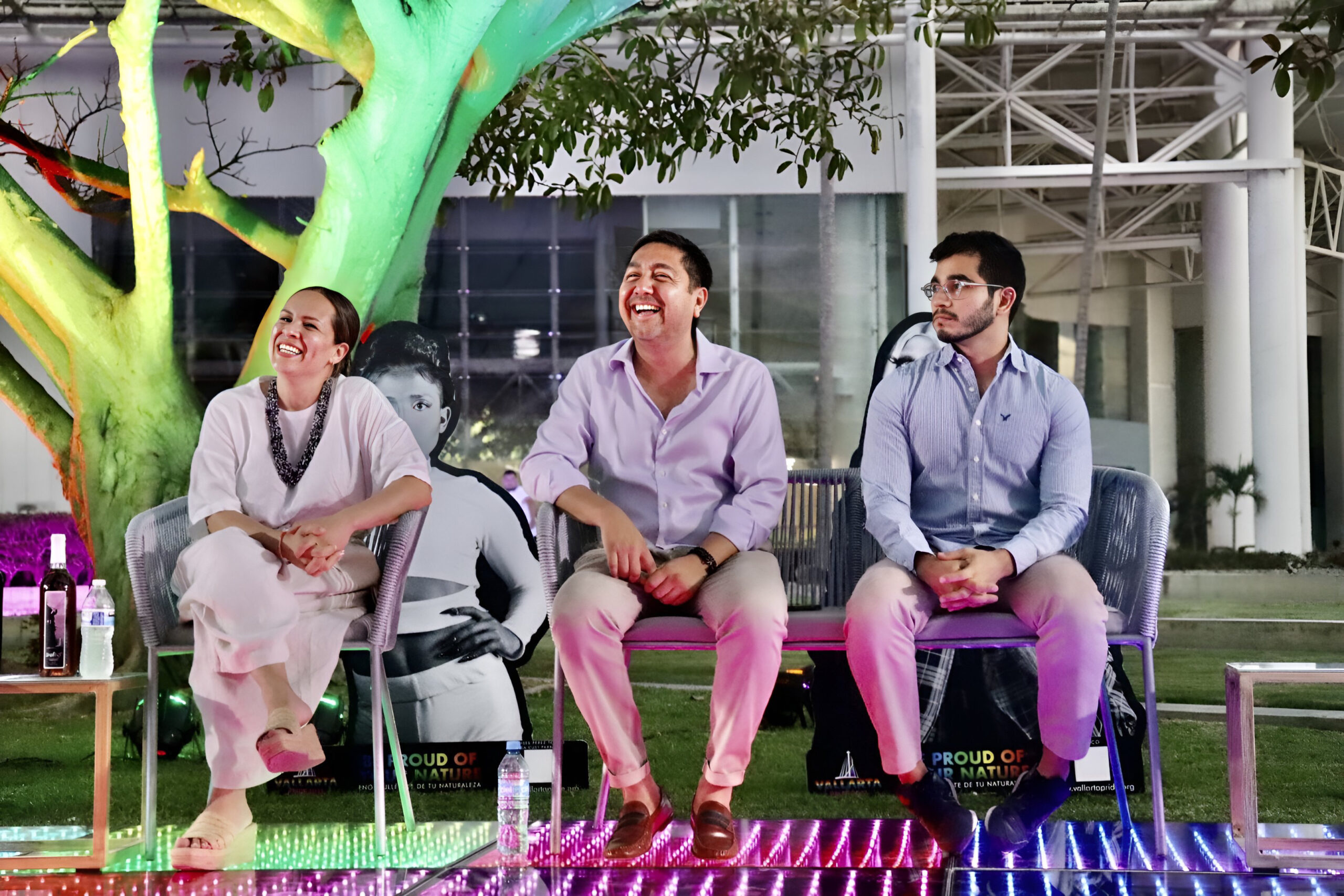 Entre los invitados al evento estuvieron la Secretaria de Turismo del Estado de Jalisco, Claudia Vanessa Pérez y Luis Villaseñor, director general del Fideicomiso Público de Promoción y Publicidad Turística de Puerto Vallarta.