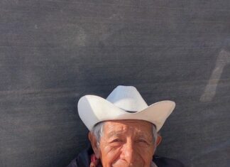 Conoce a Juan: uno de los personajes más interesantes de Puerto Vallarta