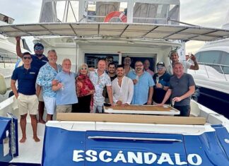 Vallarta Yacht Rentals organiza un crucero al atardecer para recaudar fondos para el Centro Comunitario Gay de Puerto Vallarta cruise fundraiser