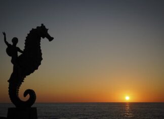Tequila, playas y más allá: DER Touristik inaugura la conexión entre Europa y México Jalisco's cultural richness, breathtaking beaches, and convenient direct connection from Prague are sure to make it a top travel destination for European tourists this coming season.