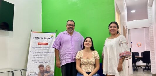 (left to right) Pedro Lopez, executive director; Dr. Ashlee Hernandez Castellón, medical director and Nurse Fatima Farias Martinez. Photo by Oscar Almeida.