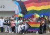 Puerto Vallarta celebra el Día Internacional del Orgullo LGBTQ+ con izada de bandera y coloridas celebraciones In an emotional event held on the morning of Friday, June 28, 2024, at the General Hospital of Zone 42 of the IMSS, the placement of the LGBTQ+ flag was carried out in commemoration of International LGBTQ+ Pride Day. This event marks a significant step towards inclusion and respect for the rights of the LGBTQ+ community in health services. Photo provided.