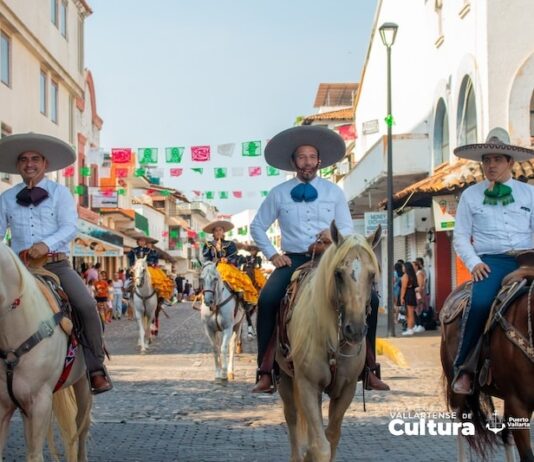 Puerto Vallarta abre las inscripciones para el desfile del Día de la Independencia de México Desfile del Grito de Independencia de 2023. Foto del Instituto de Cultura de Vallarta.