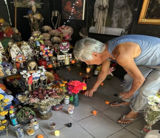Día de Muertos: Un Viaje a Pie Celebra esta Tradición Day of the dead walking tours