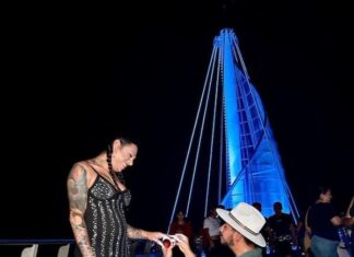 La activista trans Kenya Cuevas se compromete en Puerto Vallarta Kenya Cuevas said yes to boyfriend Angel Ramirez at the iconic Playa Los Muertos pier in Puerto Vallarta. Photo by Oscar Almeida.