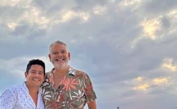 Atardecer, Bebidas y Vistas Impresionantes: El Crucero Gay Definitivo al Atardecer en Puerto Vallarta Sunset Gay Cruise