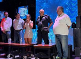 Reunión comunitaria aborda la seguridad y la inclusividad en Puerto Vallarta community safety meeting