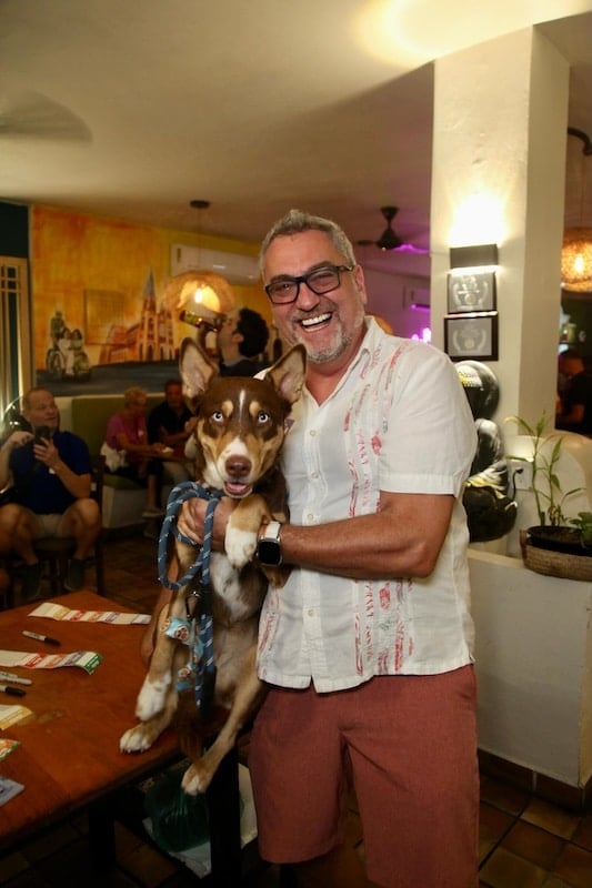 Encuentro gay en Let's Pho