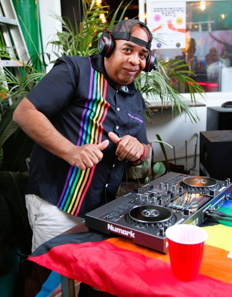 Encuentro para la comunidad homosexual con barbacoa en El Rey