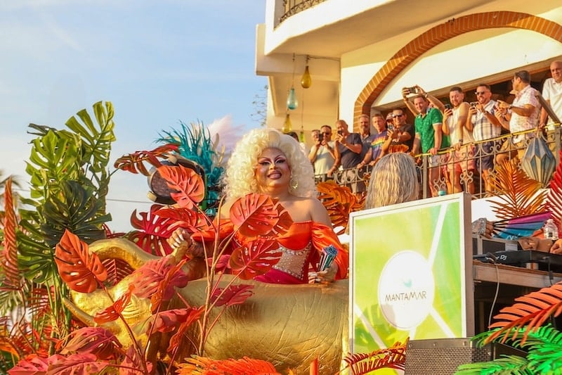 Fotografías del desfile del orgullo 2025 por PVRPV