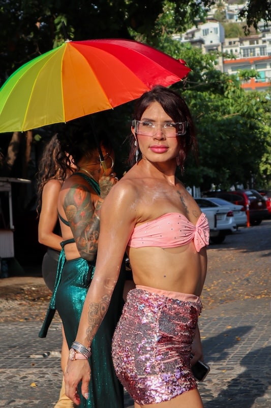 Fotografías del desfile del orgullo 2025 por PVRPV