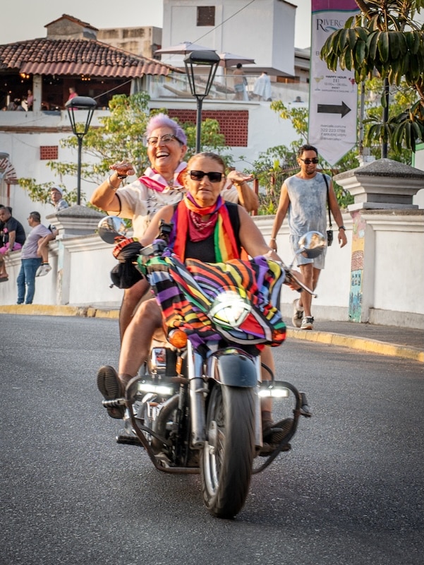 desfile del Orgullo PV 2025