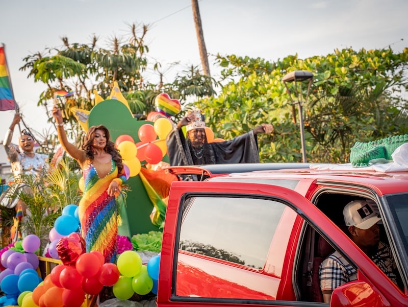 desfile del Orgullo PV 2025