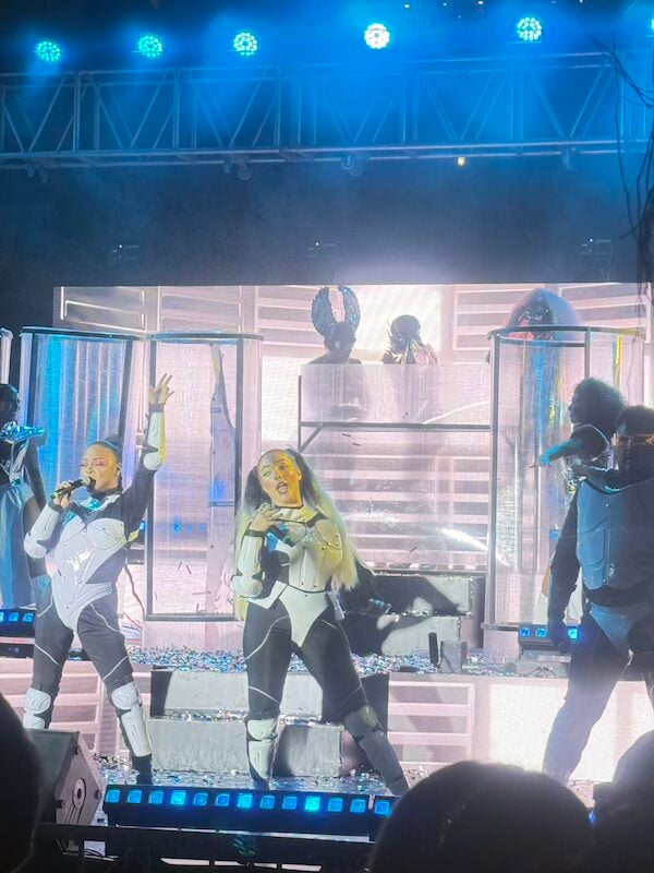 fotos de las actuaciones del concierto de la fiesta de cuadra del orgullo de vallarta