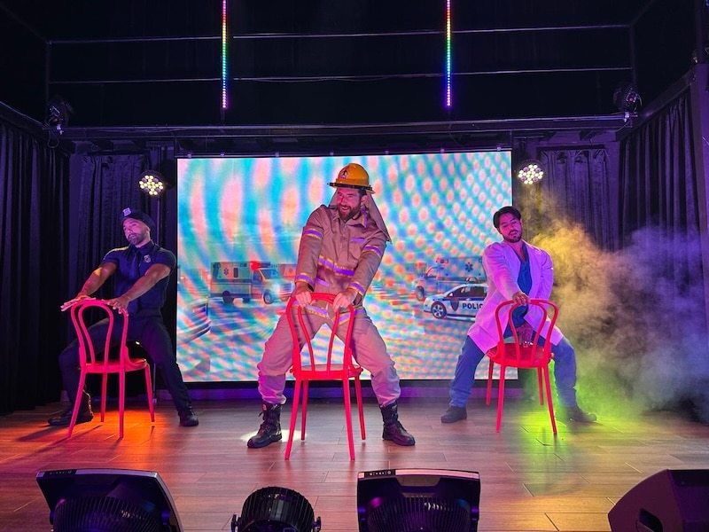 reunión social gay coco cabaret