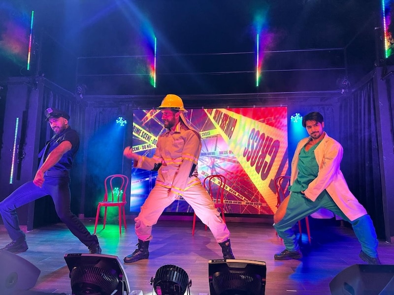reunión social gay coco cabaret