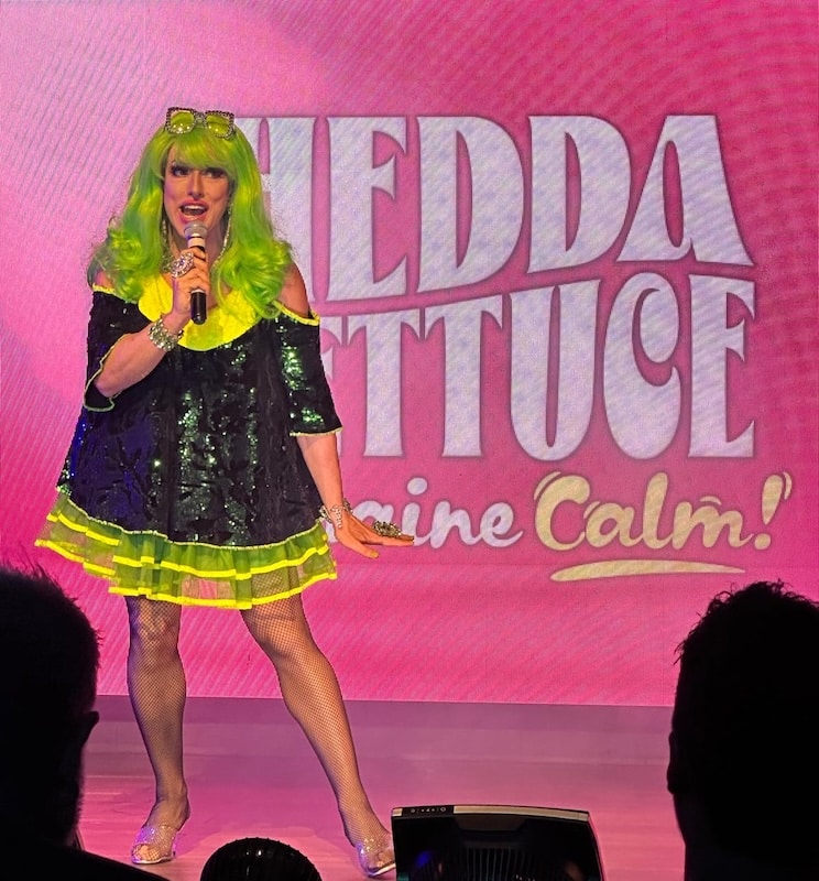 reunión social gay coco cabaret