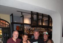 Galería fotográfica: Encuentro gay, restaurante Di Vino Dante di vino restaurant gay mixer 9