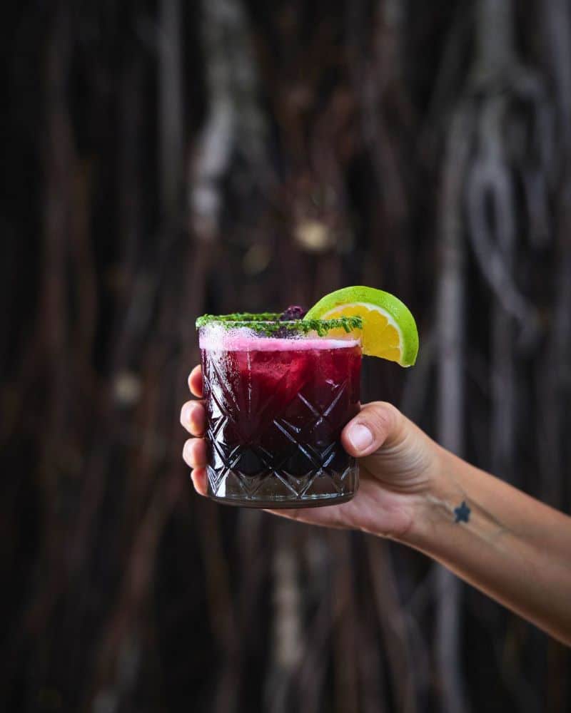 raices drink hand