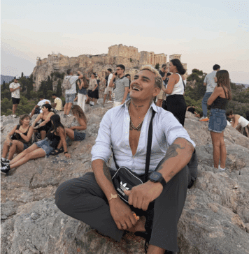 Jet’s Alive and Well: Tres tazas, una hamaca roja y la vida más allá de Facebook Jet de la Isla update