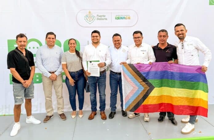 vallarta diversity network at municipal meeting