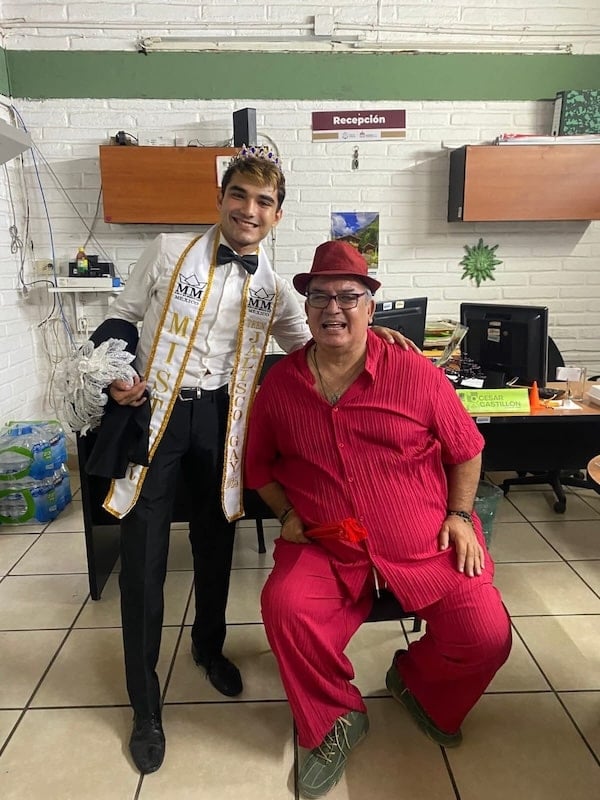 mr gay teen puerto vallarta con hector teto