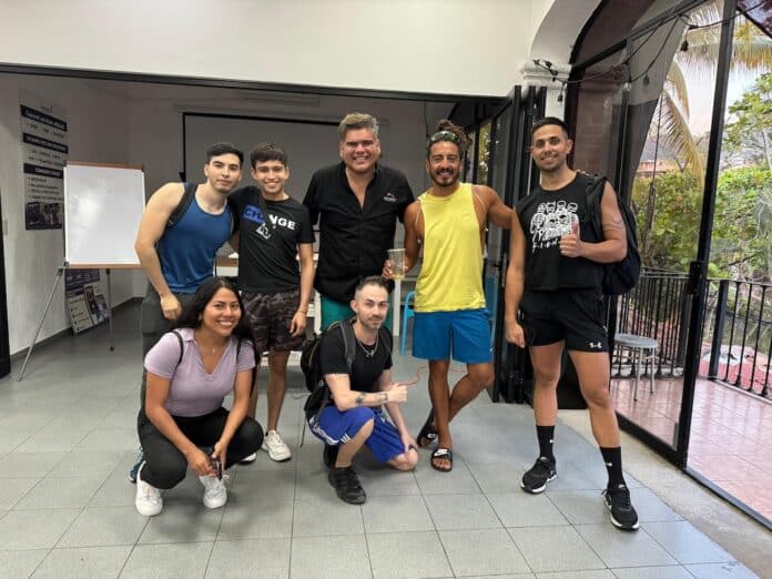 clase gratuita de inglés centro comunitario