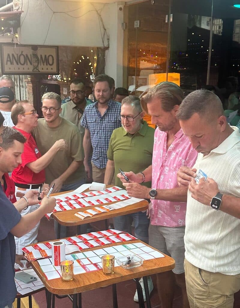 mezclador gay uno seis uno 20