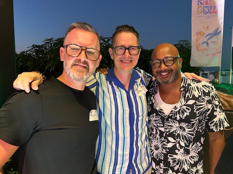 Mixer at Villa Tita 25