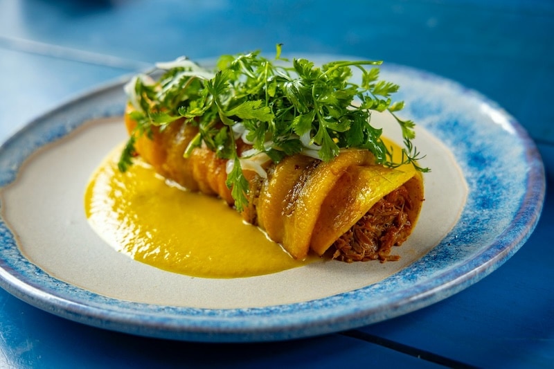 enmolada envuelta de platano