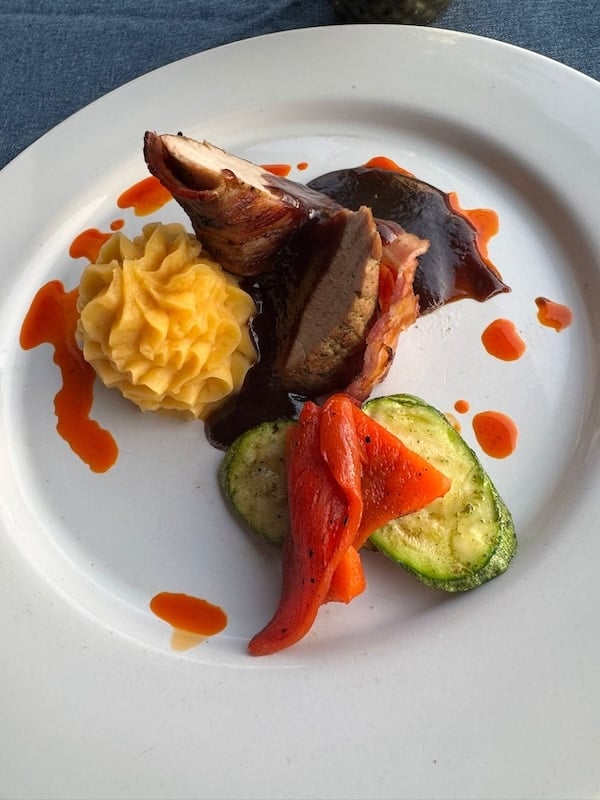 recaudación de fondos de mayo para gay+ 4