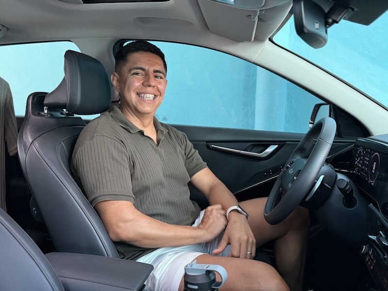 Eric Flores, propietario de MexCar PV.