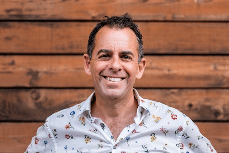 Dennis Garnhum, author.