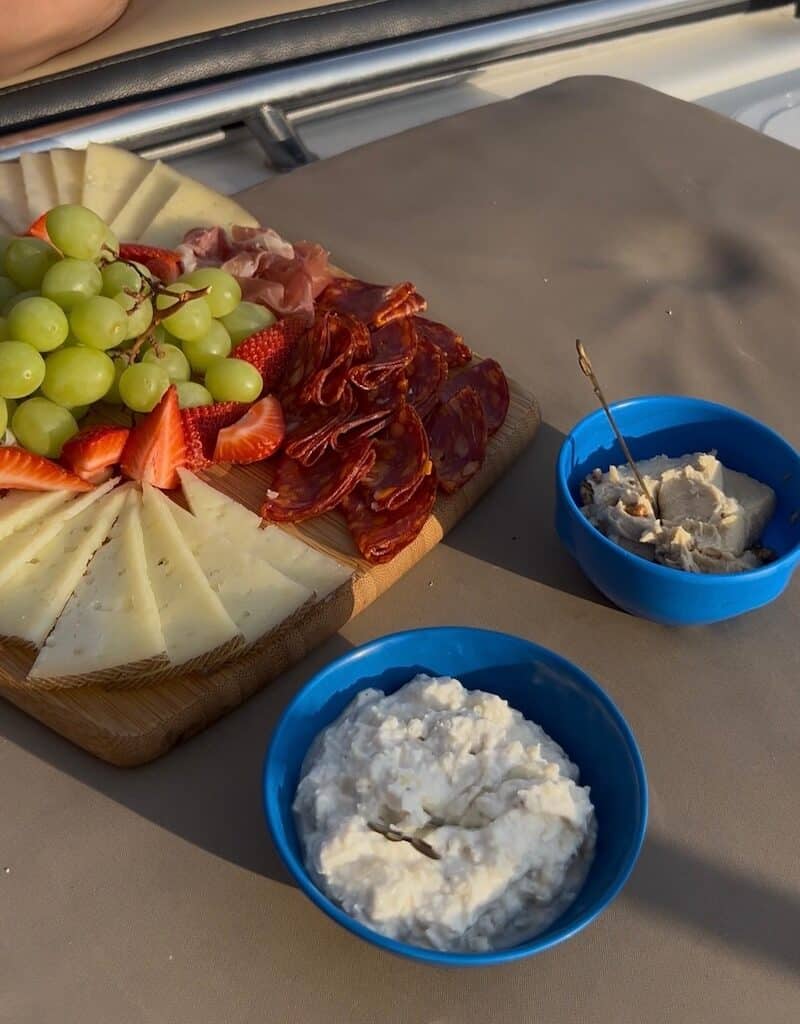 alquiler de yates crucero al atardecer