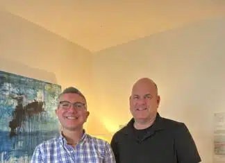 Espacio compartido, visión compartida: Un nuevo centro para la salud mental en Zona Romántica Stan Wagner de Puerto Vallarta Neurofeedback y Adrian López de Inland Mental Health Services