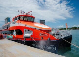 Los nuevos viajes en ferry a las Islas Marías y el crucero pirata amplían las opciones turísticas A partir de la segunda quincena de enero, Puerto Vallarta será el punto de partida oficial de una nueva ruta turística de fin de semana a las Islas Marías, un archipiélago protegido por el gobierno federal que recientemente se ha abierto a los visitantes. Las islas, situadas a unos 130 kilómetros de la costa de Nayarit, son conocidas por su biodiversidad y su historia como antigua colonia penal.